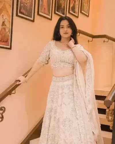 Escort Service In Mankapur